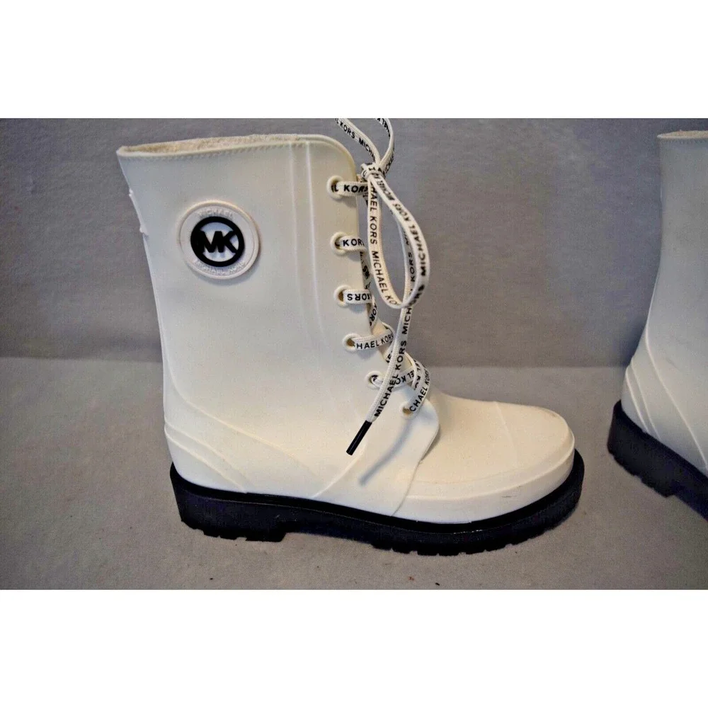 MICHAEL Michael Kors Women's Size 8 Montaigne‎ Rubber Laced Boots White